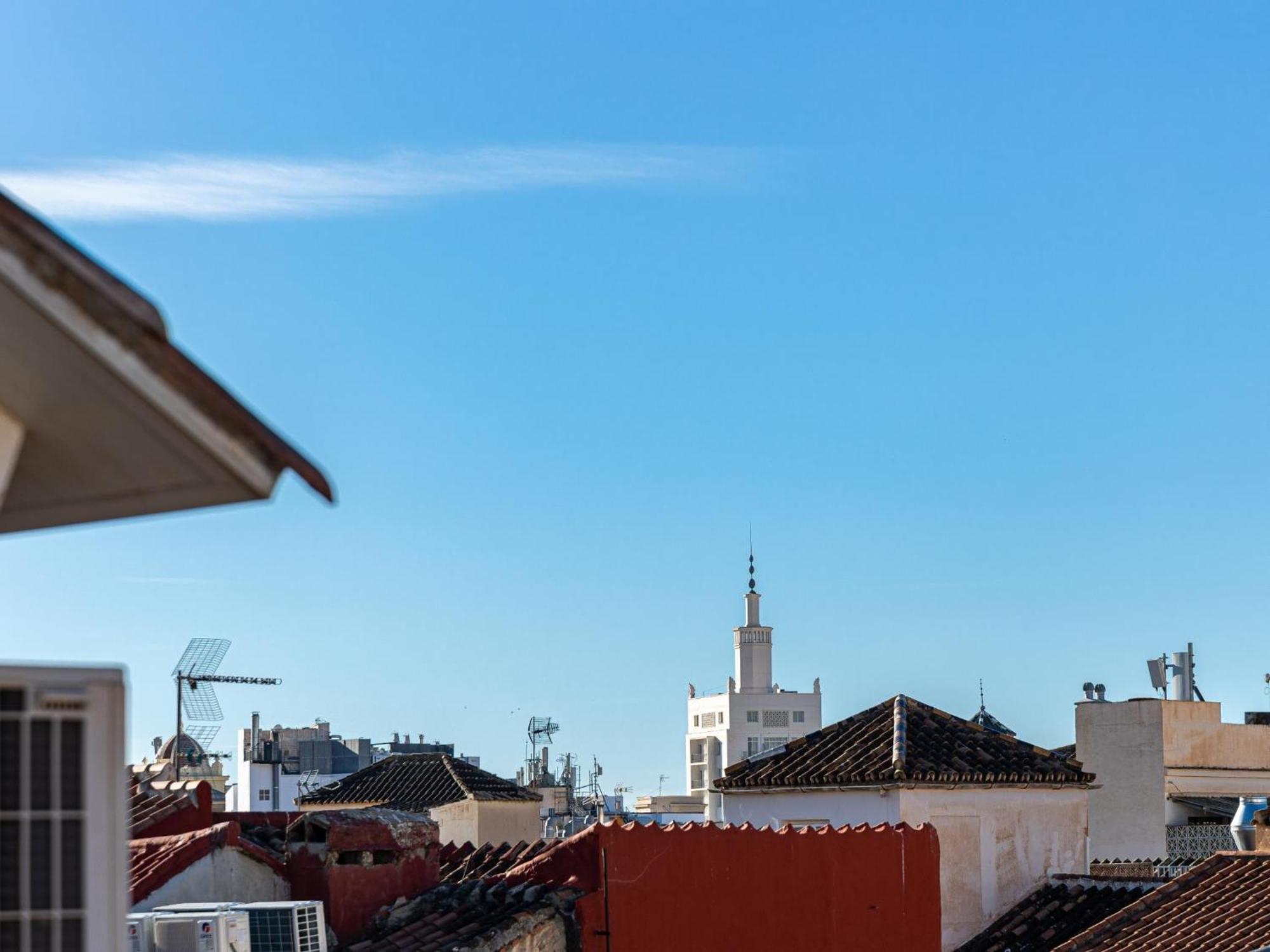H2M Lazcano With Sunny Terrace In Old Town Malaga Luaran gambar