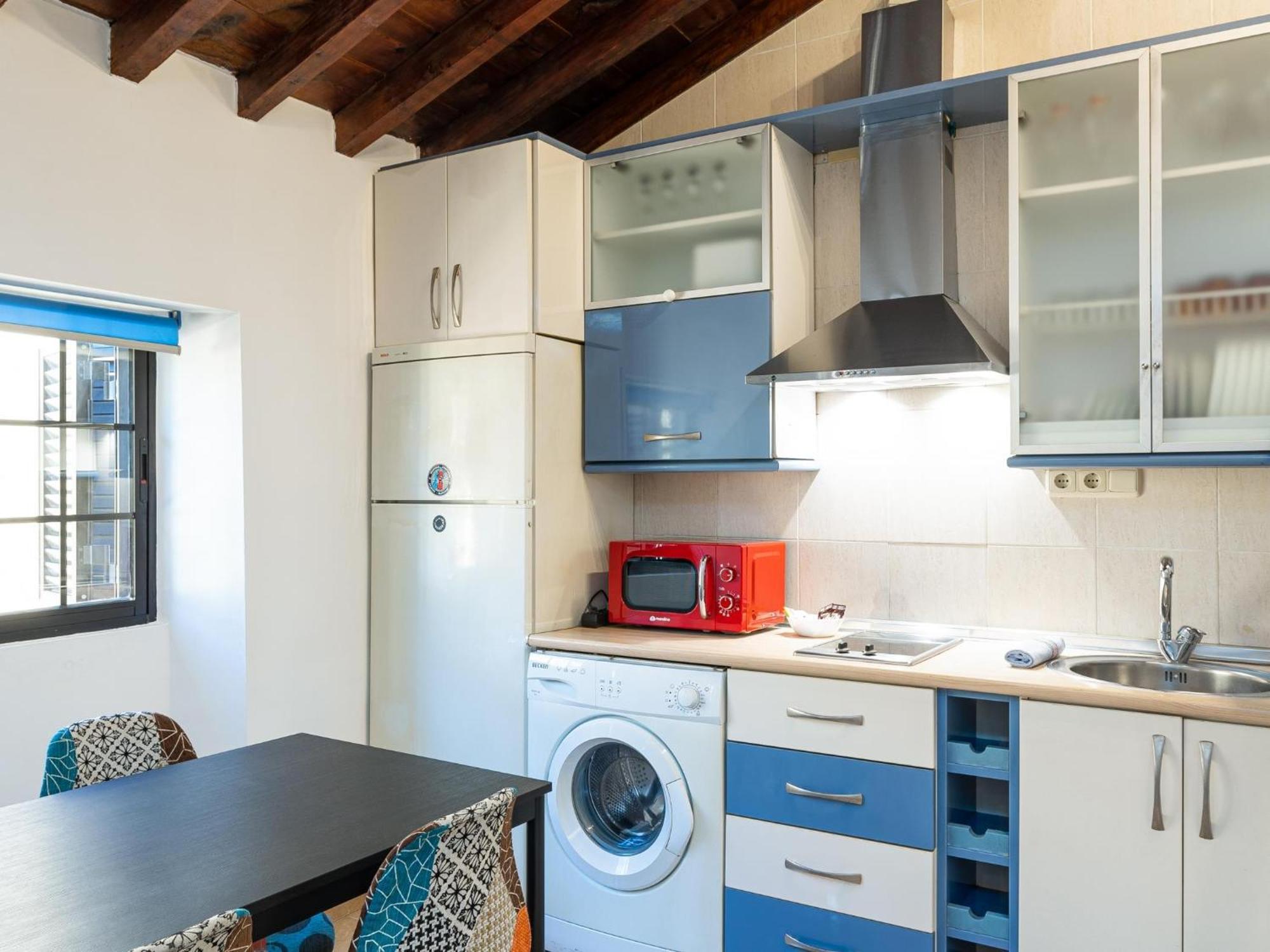 H2M Lazcano With Sunny Terrace In Old Town Malaga Luaran gambar