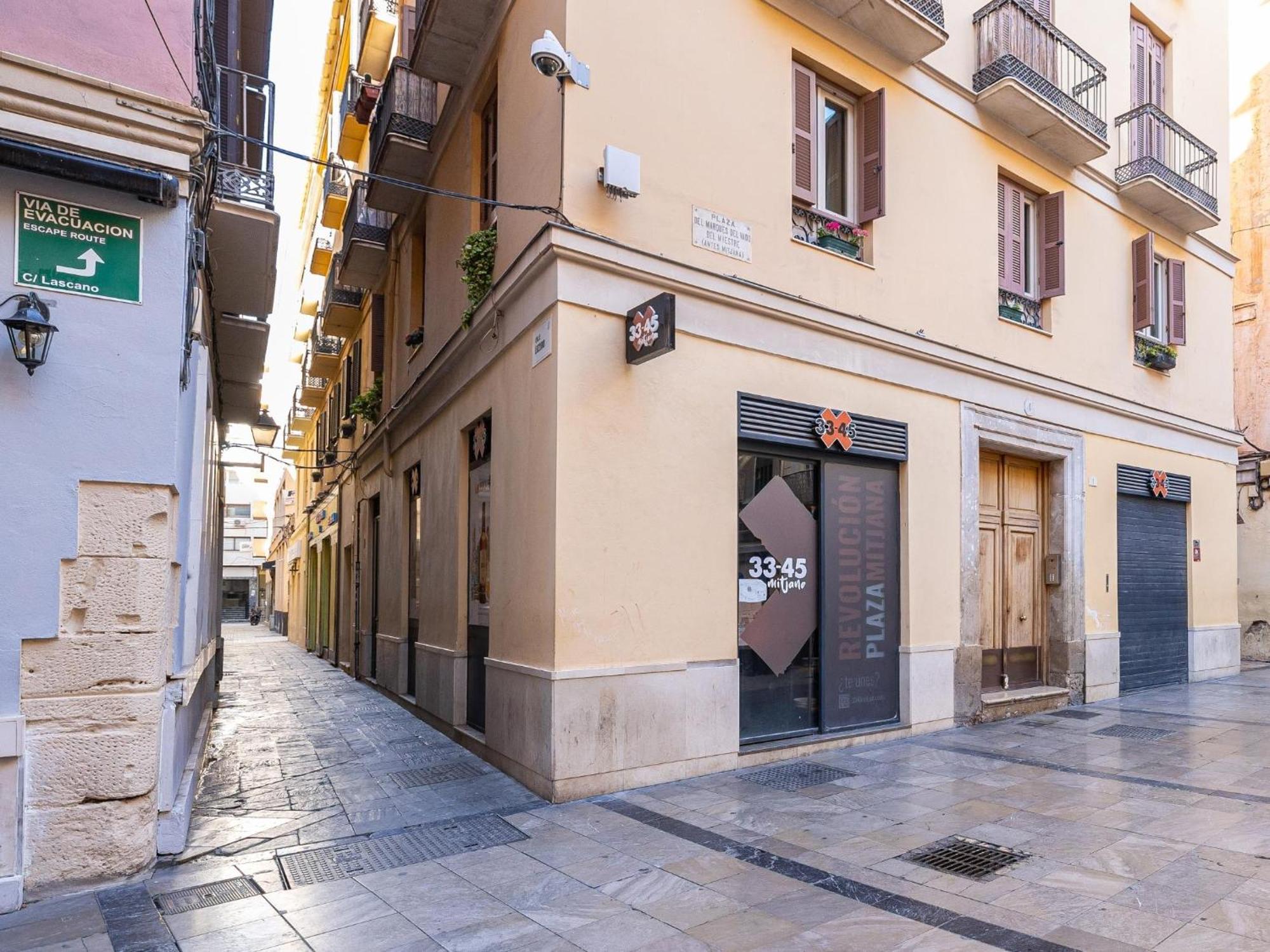 H2M Lazcano With Sunny Terrace In Old Town Malaga Luaran gambar